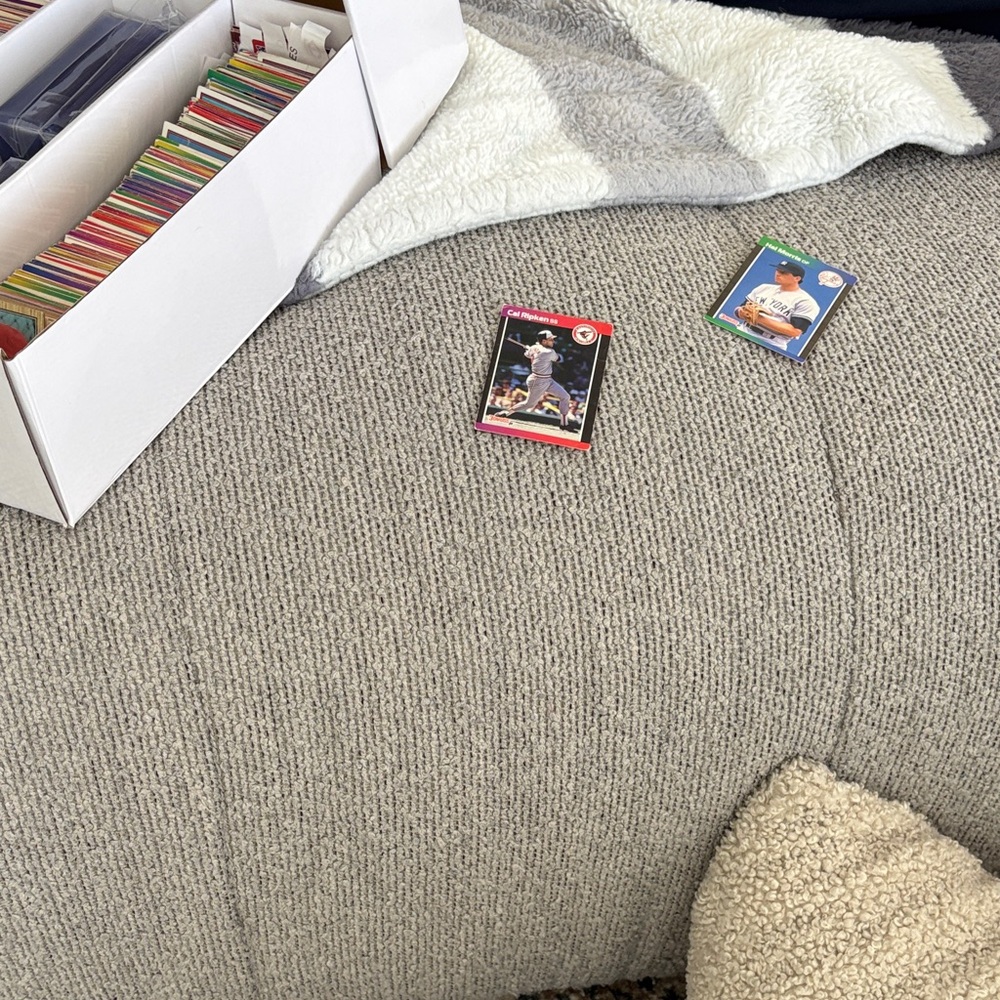 Topps 80s baseball cards, including Cal Ripken and Hal Morris baseball cards